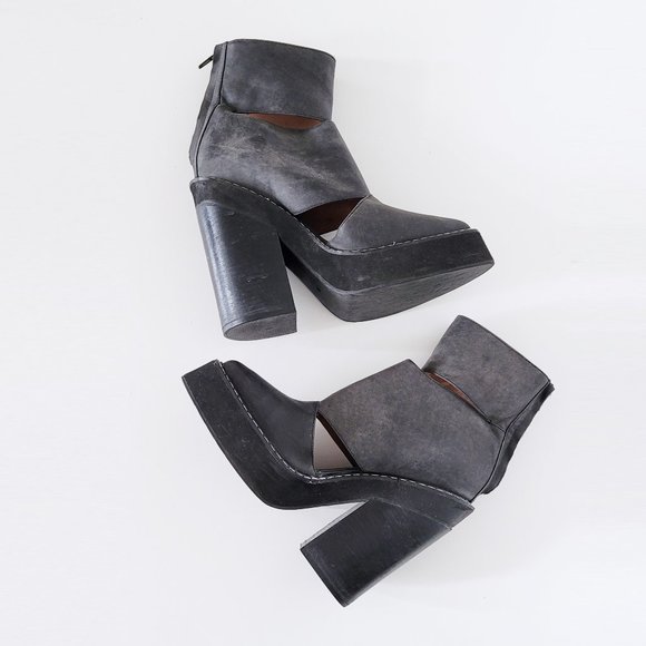 Jeffrey Campbell Gray Platform Heels - Picture 5 of 11